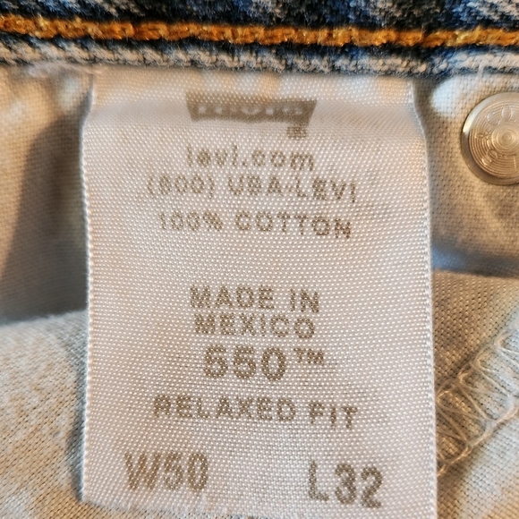 Vintage 80's Levi's 550 Red Tab Relaxed Fit Size 50x32 Denim Light Wash. - Picture 8 of 10